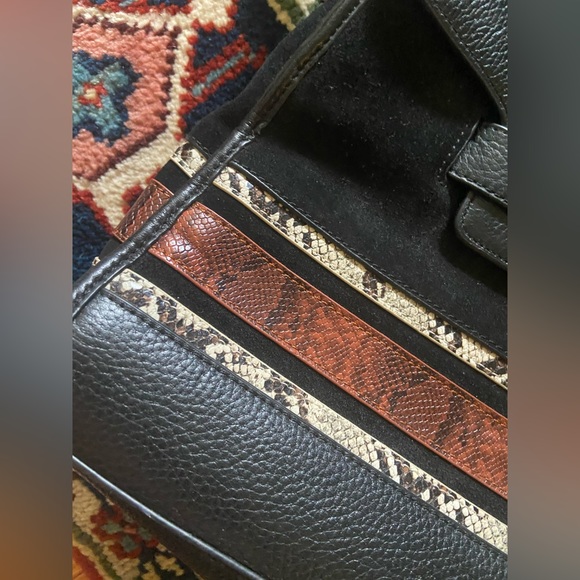 Sam Edelman Suede & Leather Purse with shoulder strap and handle. NWT - Picture 3 of 7